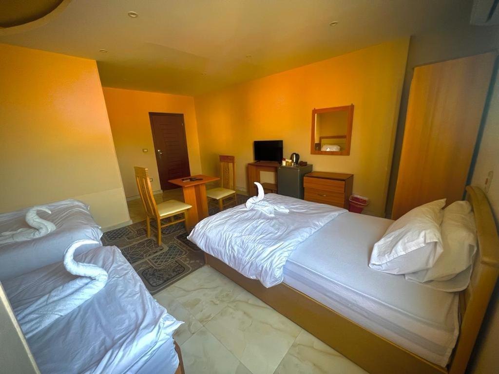 Grand Pyramids View Hotel Il Il Cairo Esterno foto